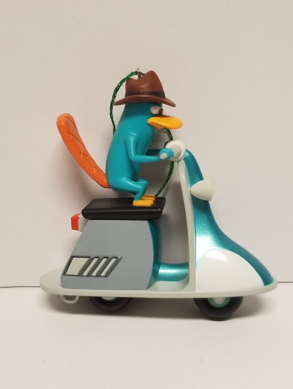 2013 Hallmark Keepsake Phineas & Ferb "Agent P Saves The Day" Ornament *No Box